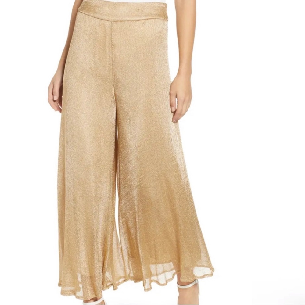 Show Me Your Mumu swing swing metallic gold gaucho wide leg crop pants size XS